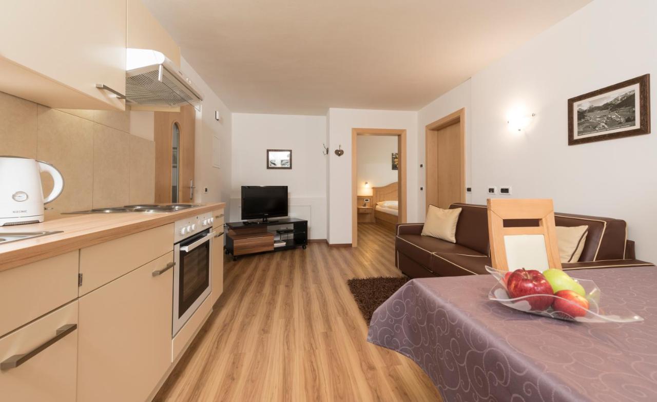 Apartments La Rives Santa Cristina Val Gardena Екстер'єр фото