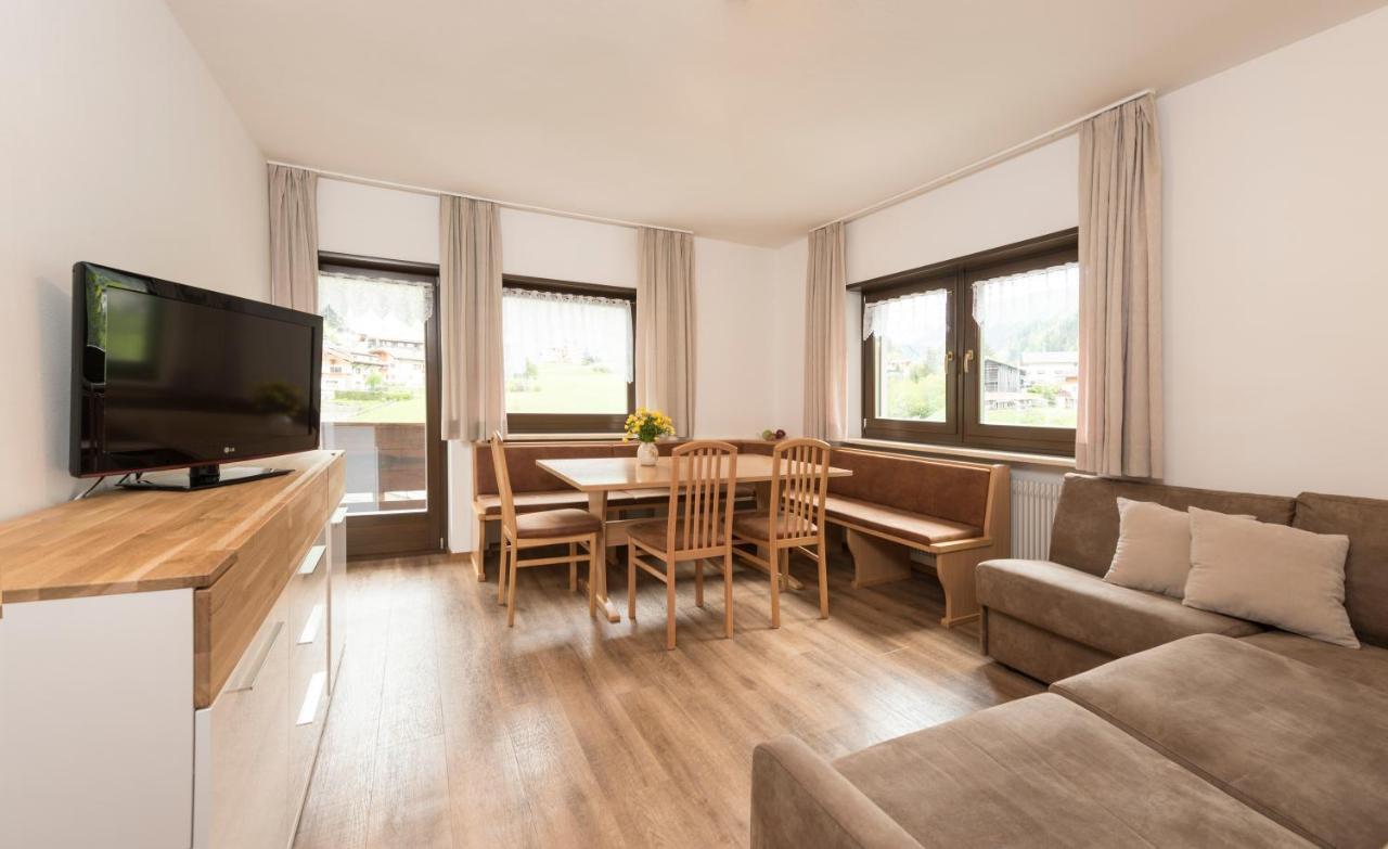 Apartments La Rives Santa Cristina Val Gardena Екстер'єр фото