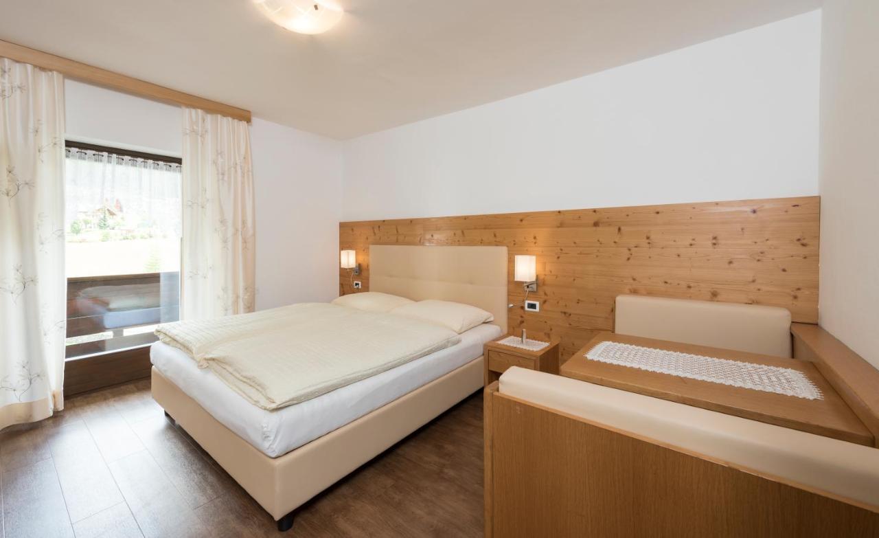 Apartments La Rives Santa Cristina Val Gardena Екстер'єр фото